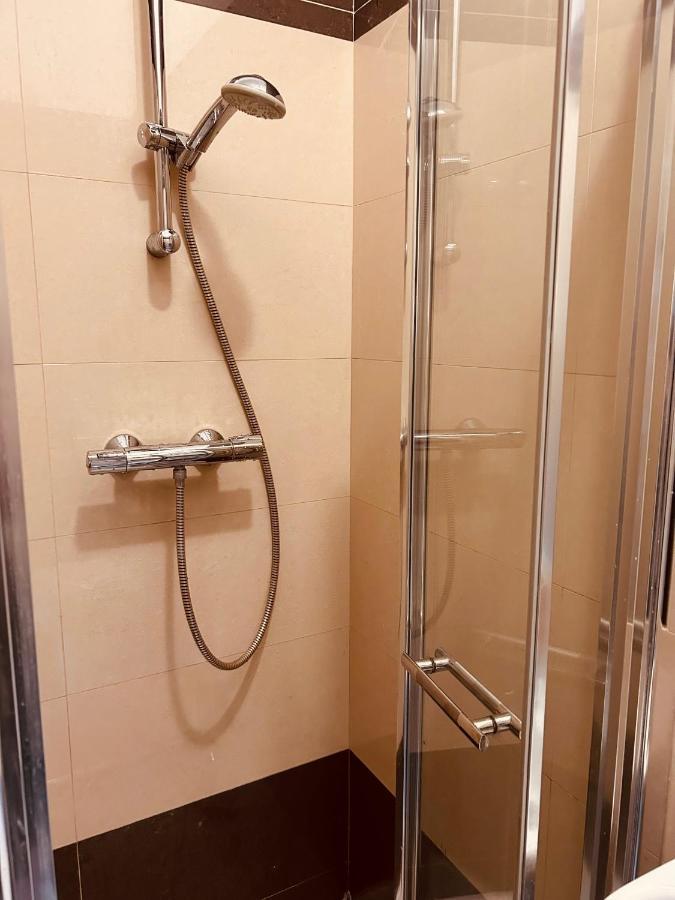 Kr Apartament Kraków Exteriör bild